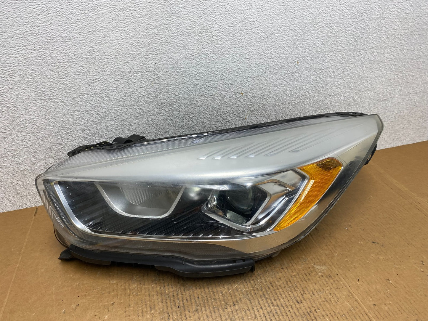 2017 - 2019 Ford Escape Left Driver Lh Side LED Headlight W/Module AE1308 DW0