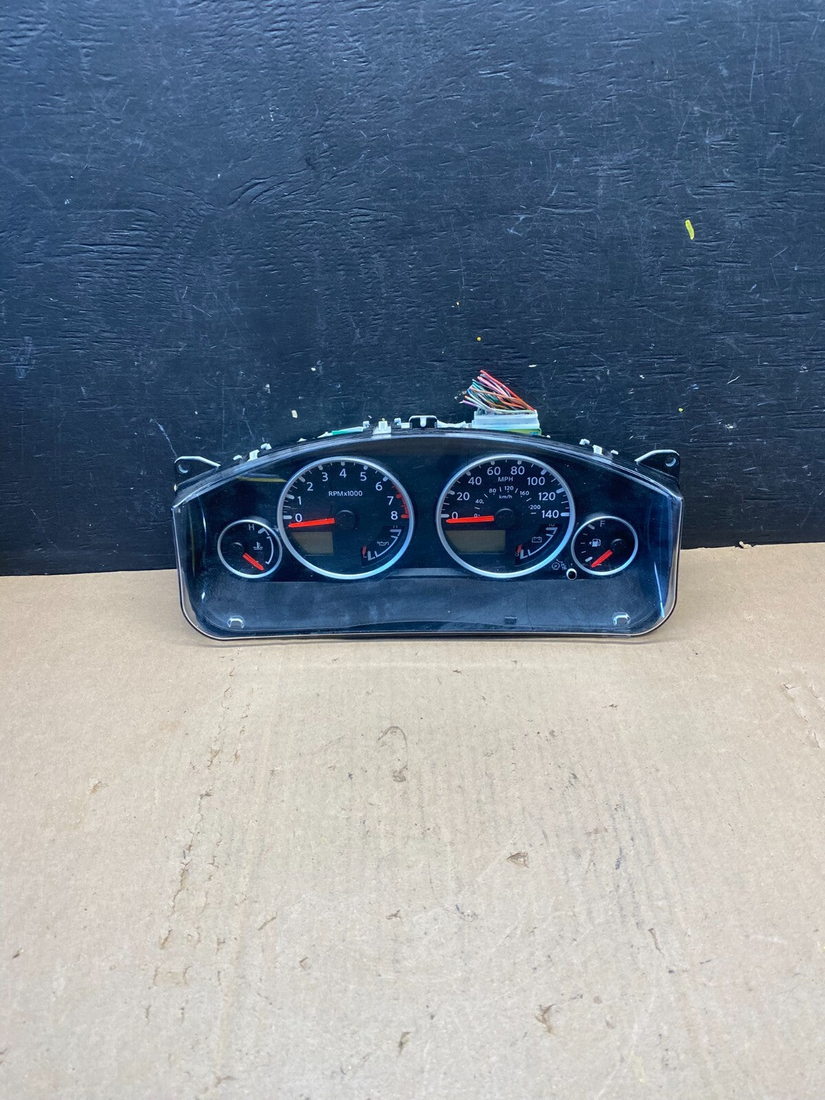 200t to 20012 Nissan Pathfinder Xterra Frontier Speedometer Cluster Gauge M15480