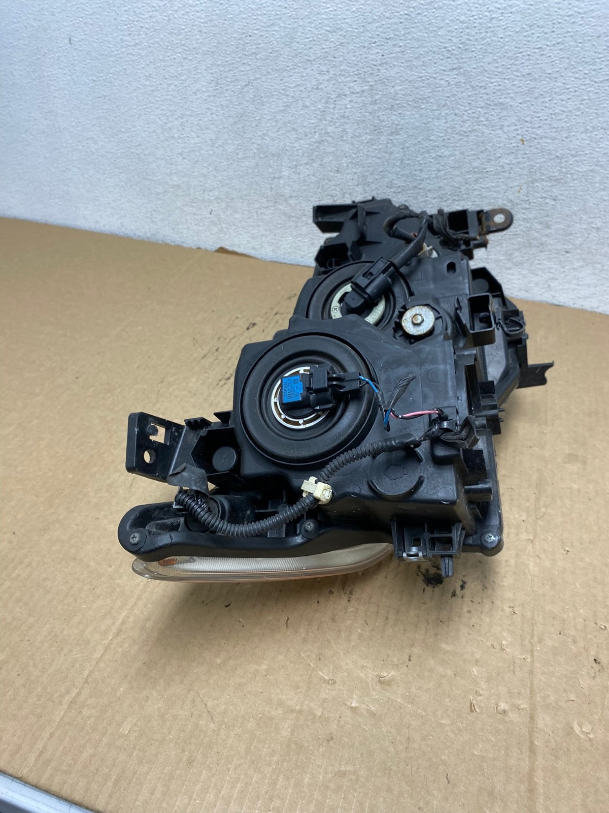 2012 to 2017 Nissan Quest Left Driver LH Side Headlight Halogen AG2077 LK9