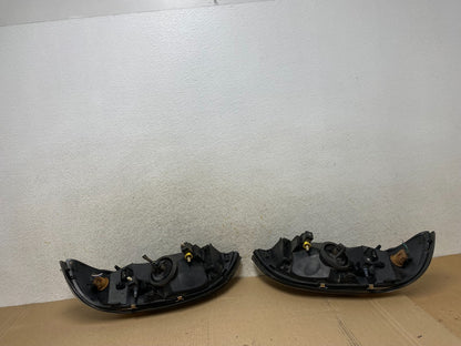 1999 to 2003 Ford Windstar Left+Right Halogen Headlights AJ1964 DW7