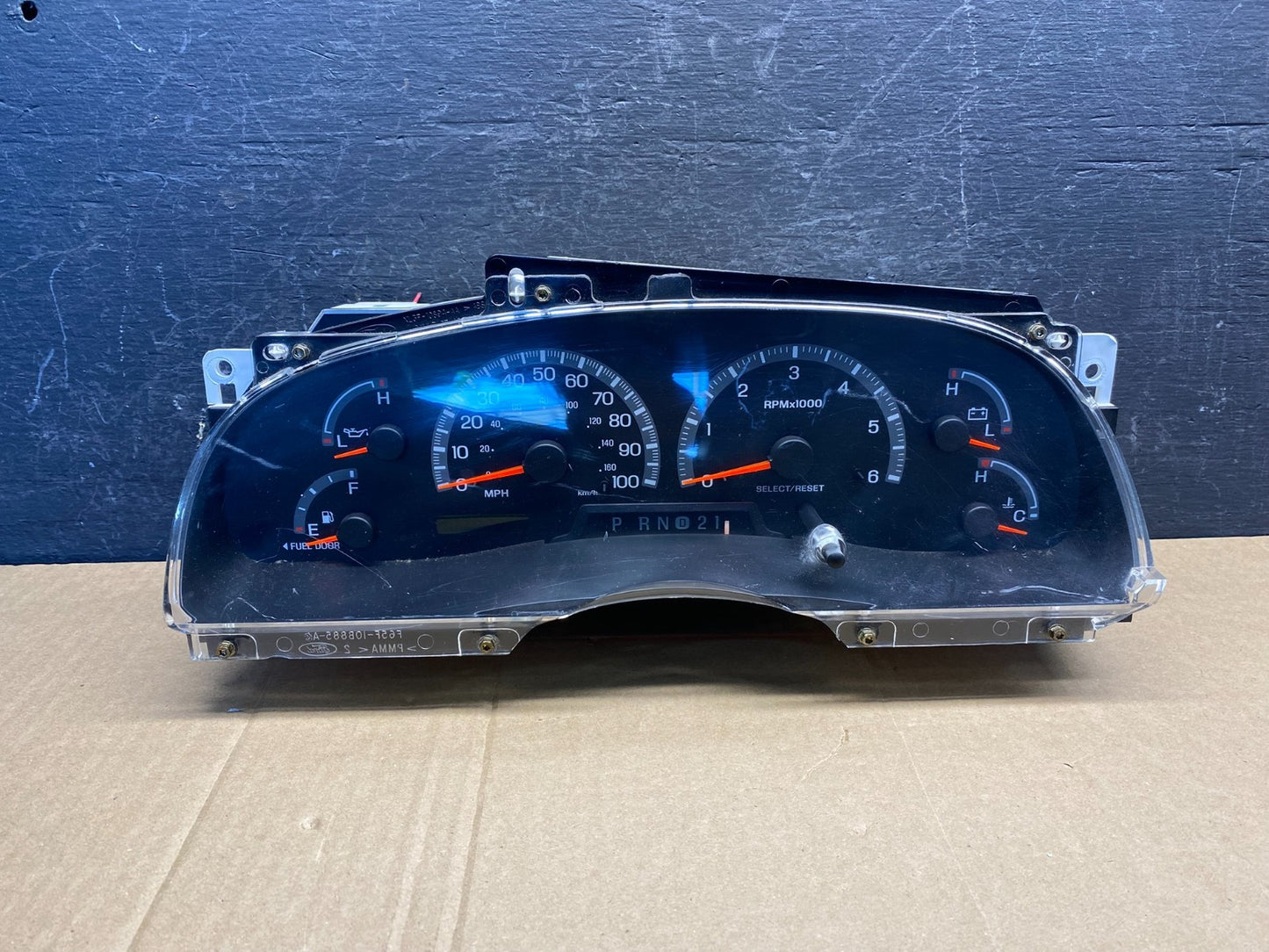 2000 2001 2002 Ford Expedition Speedometer Instrument Gauge Cluster AG3736 D0