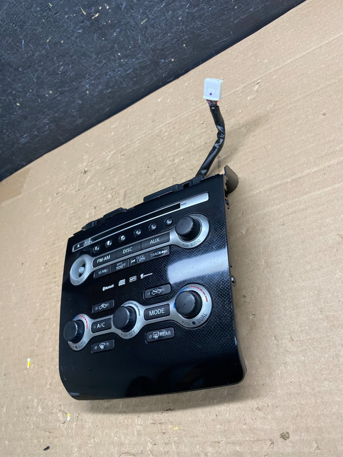 2009 2011 Nissan Maxima Radio Audio Panel Climate Control Bezel Trim AG6449 DG6