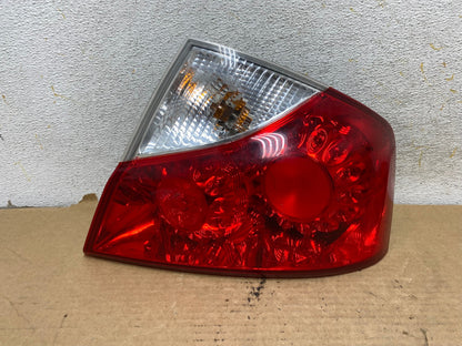 2008 2009 2010 Infiniti M35 M45 Right Passenger Side Tail Light AH8054 LK0