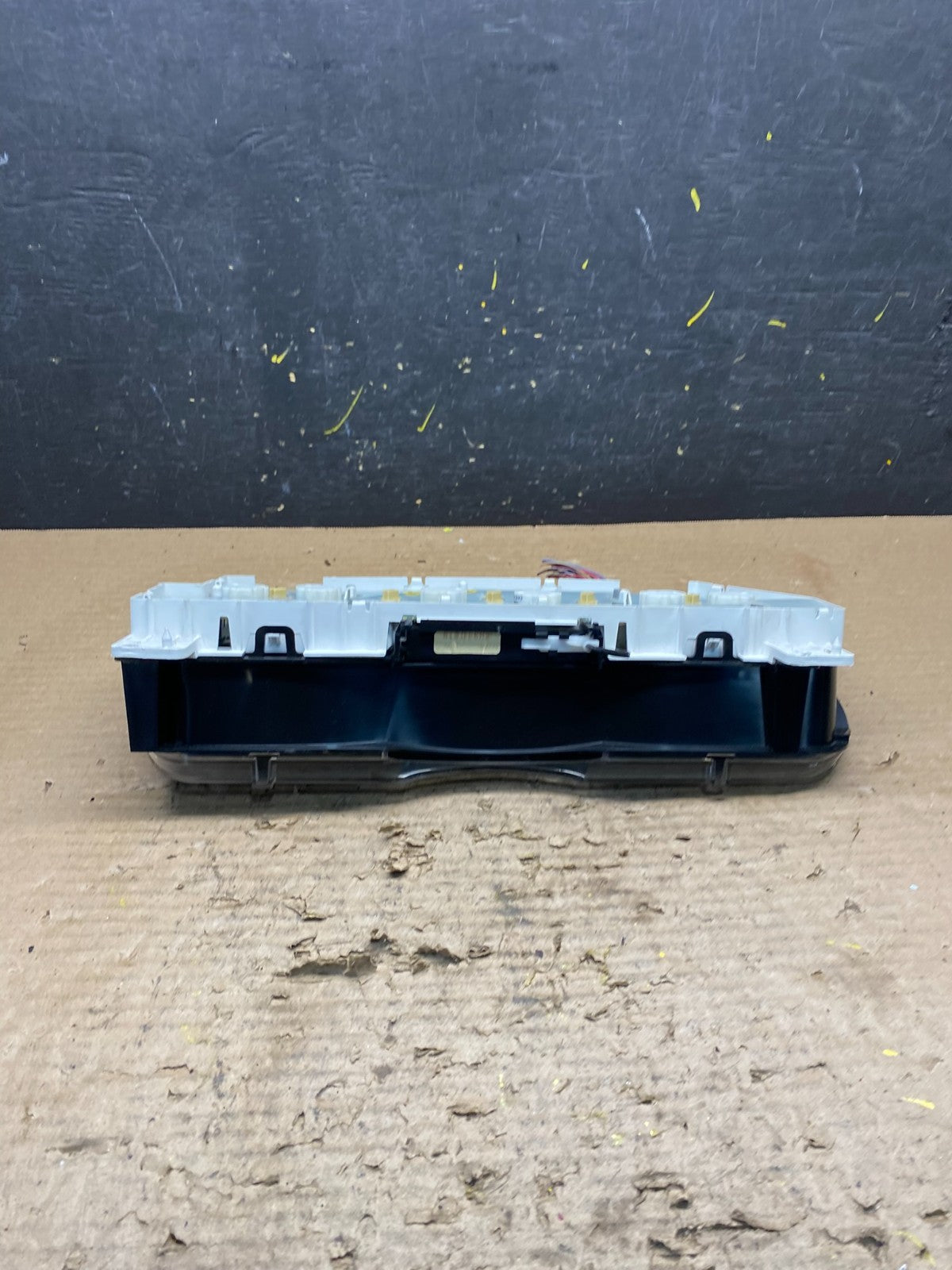 2006 Ford E350 Gauge Speedometer Cluster OEM S6243 DG4