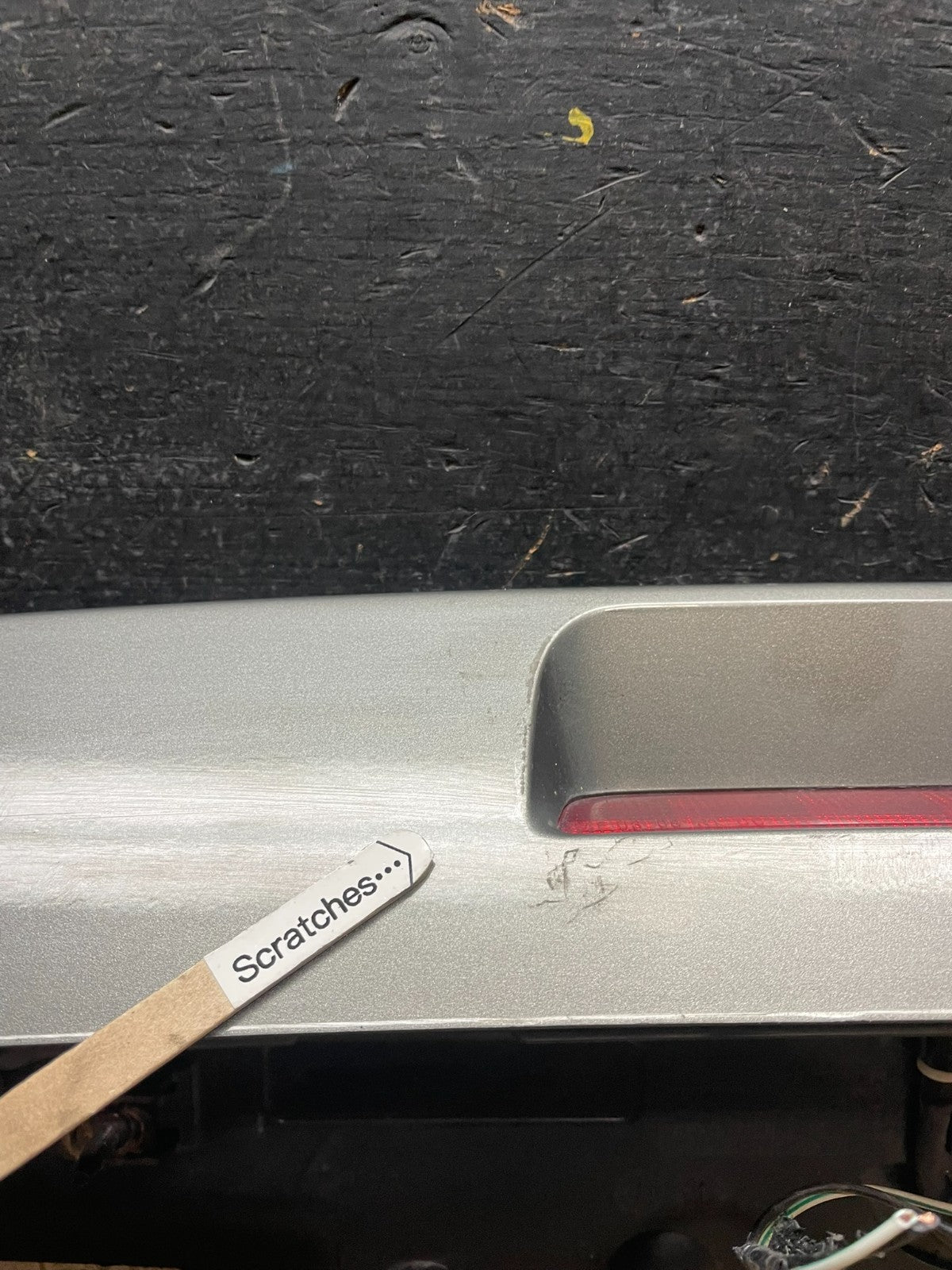 2009 to 2014 Volkswagen Routan Rear Trunk Spoiler OEM y1917 DG9