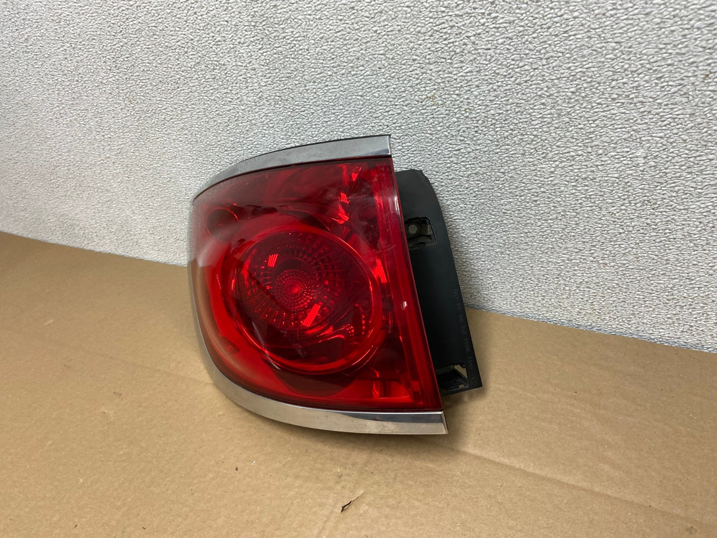2008 to 2012 Buick Enclave Left Driver Side Lh Tail Light AB6095 LK1