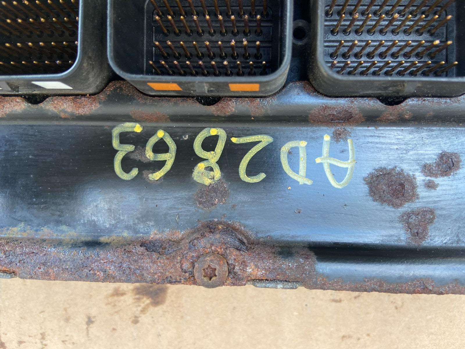 2008 - 2010 Caravan Town & Country 3.8L Engine Control Unit ECU Module AD2863 DW3