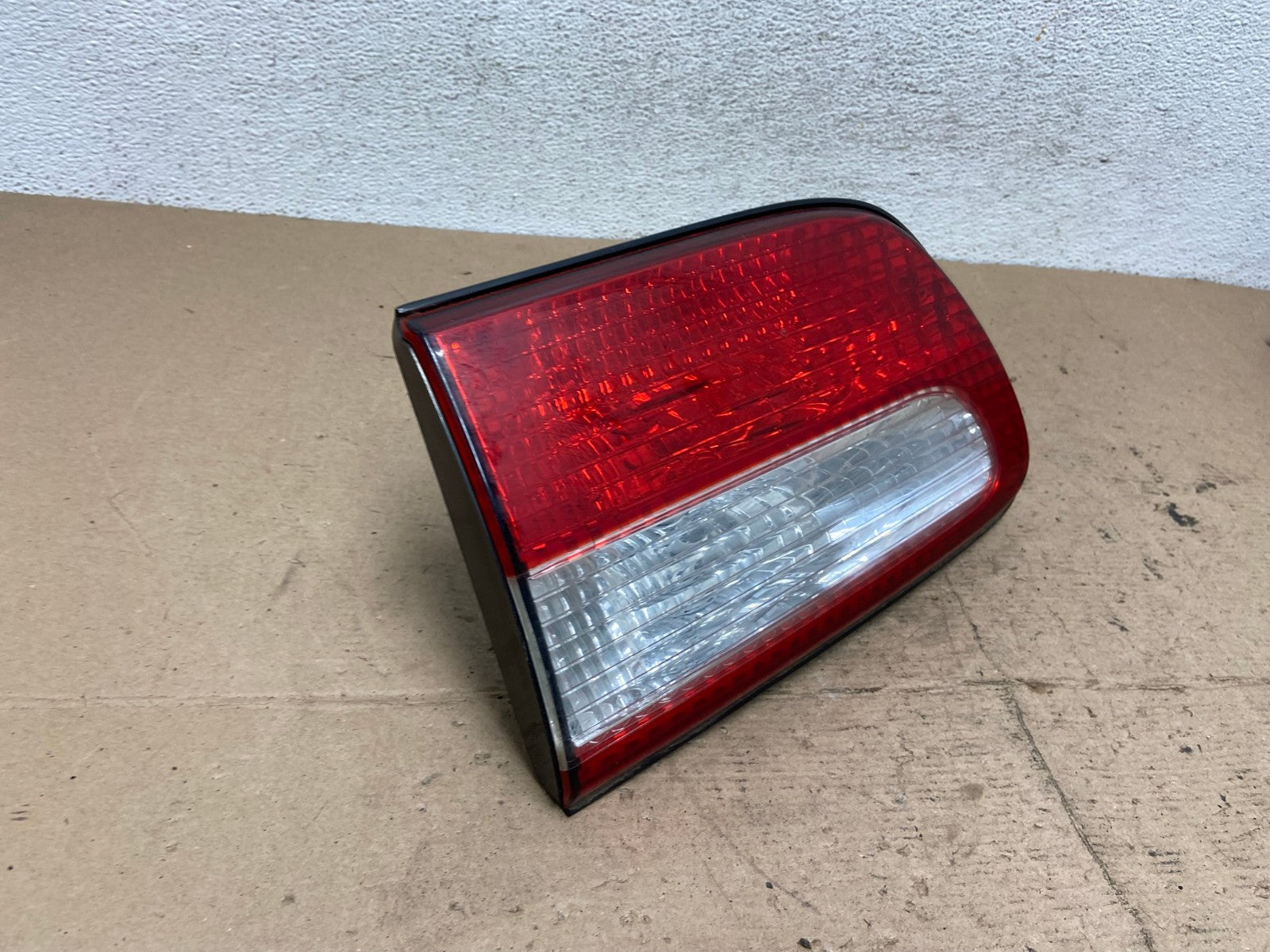 2001 2002 2003 Toyota Sienna Left Driver Lh Side Inner Tail Light AF5737 LK2