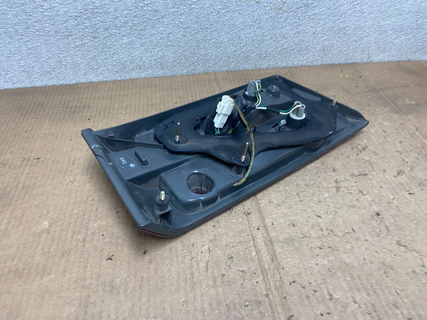2000 2001 Lexus ES300 Inner Right Passenger RH Side Tail Light Oem AA6689 DW4