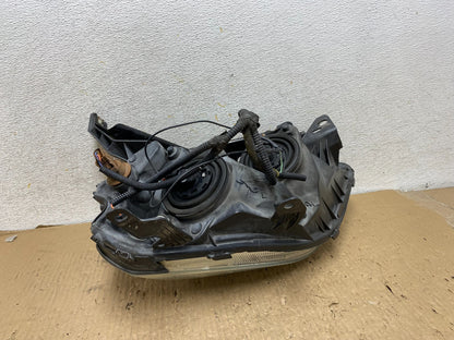 2005 to 2007 Ford Five Hundred Halogen Right Passenger Side Headlight AH2943 DW6