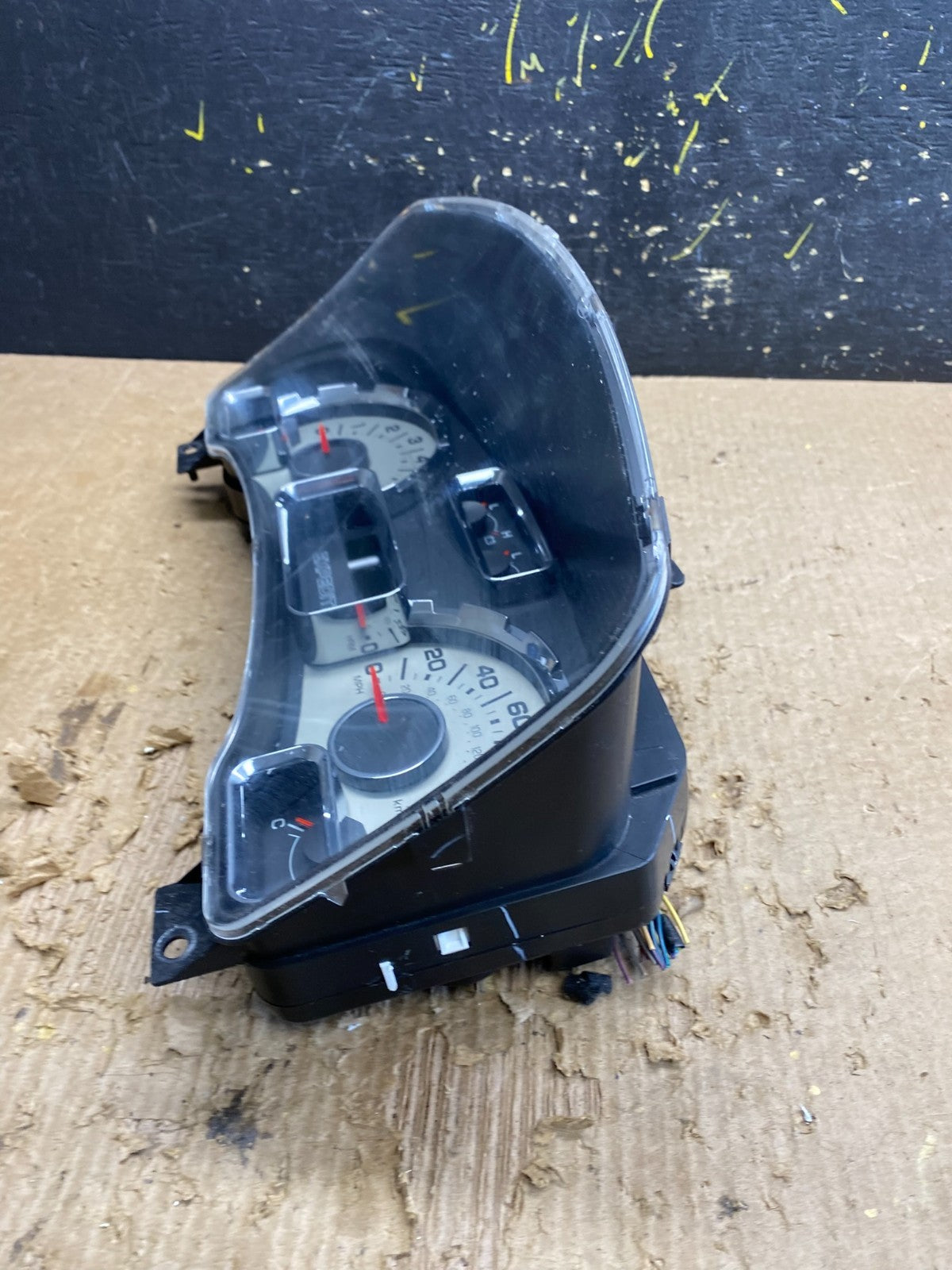 2007 2008 Ford  Expedition Speedometer Cluster Gauge OEM Z9854 DG3