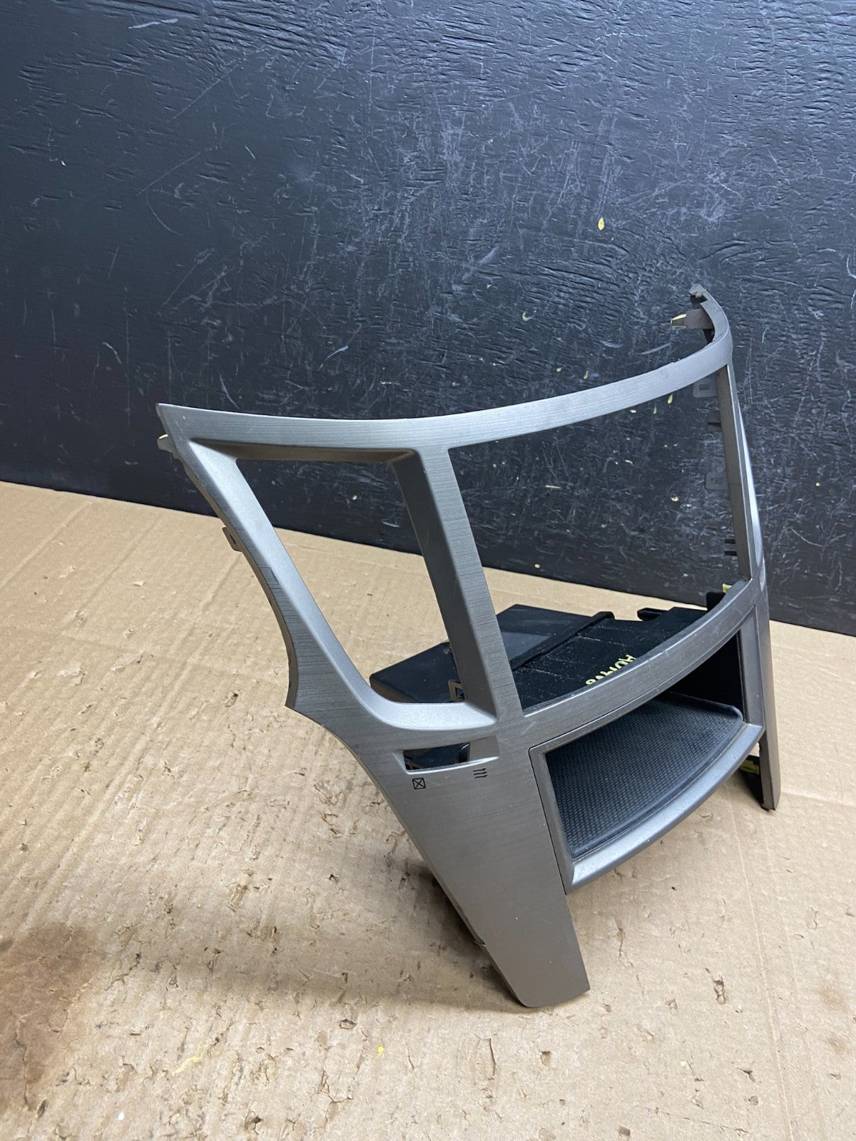 2010-2014 Subaru Legacy Outback Vent Radio Panel Trim Bezel AD1968 DG1