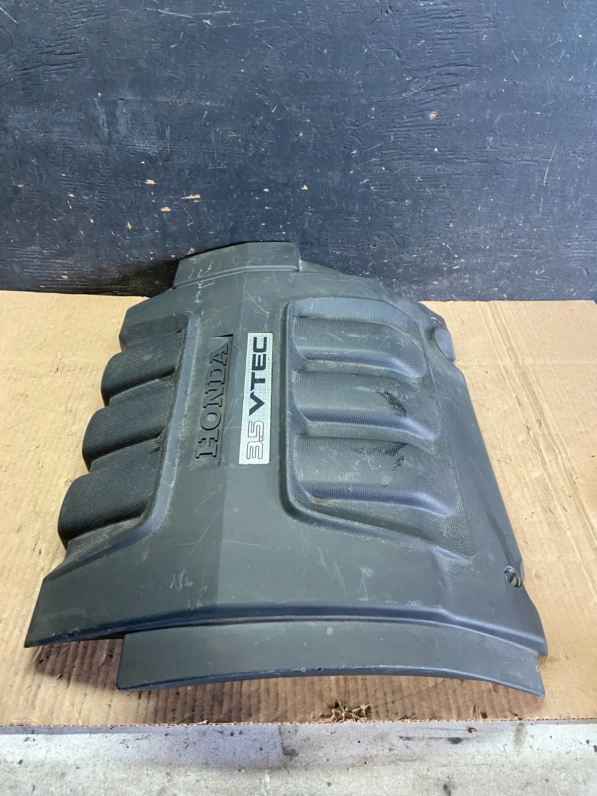 2005 to 2007 Honda Odyssey Black Engine Cover OEM 3.5L No # p8473 DG3