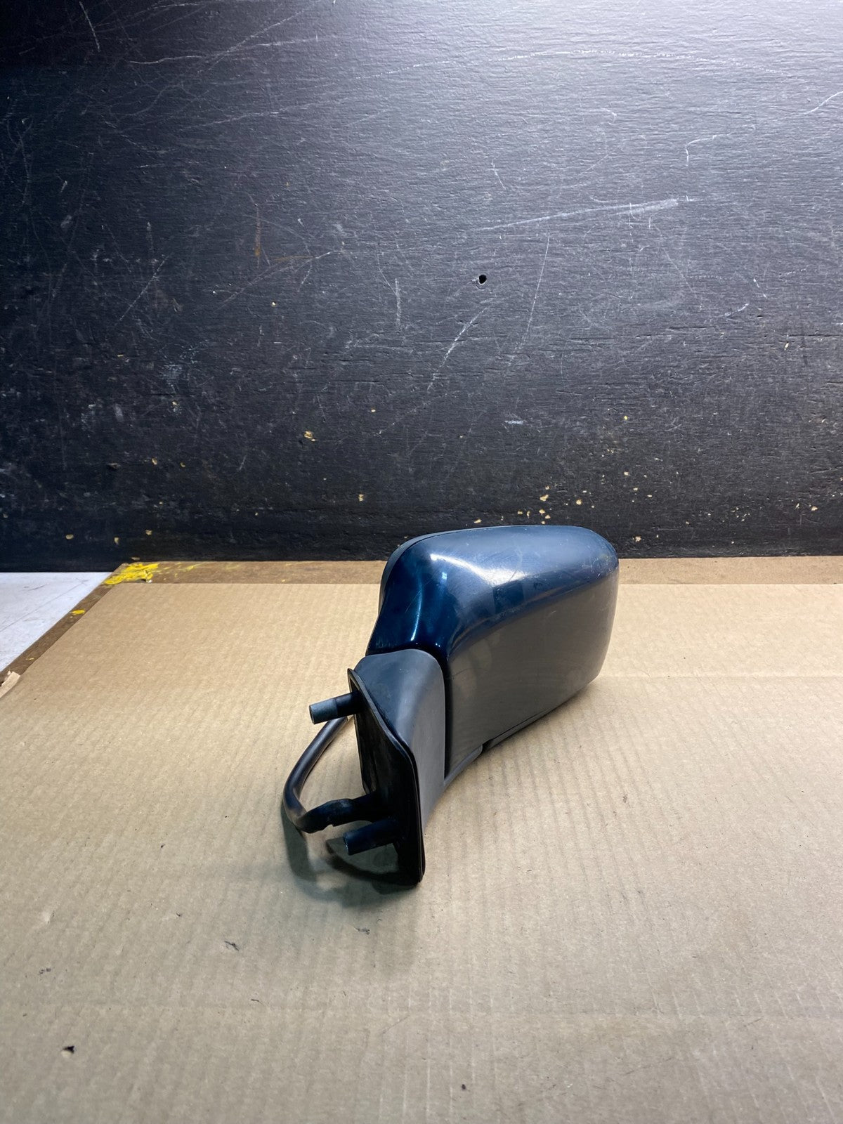 1996 to 2000 Volvo V70 70 Series  Left Driver Side View Door Mirror Z2563 MS1