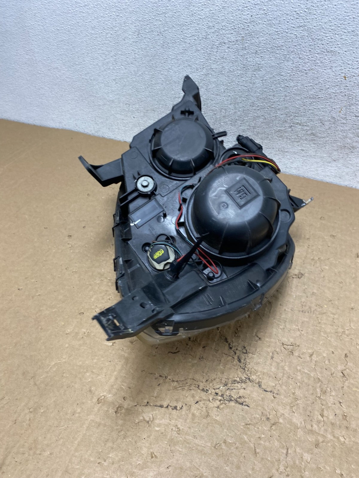 2016-2018 Chevrolet Equinox Left Driver LH Halogen Headlight AF8212 DW7