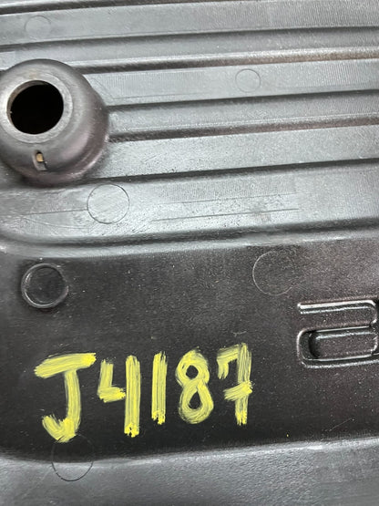 1999 2000 2001 Infiniti i30 3000 v6 Engine Cover Motor Shield J4187 PS9