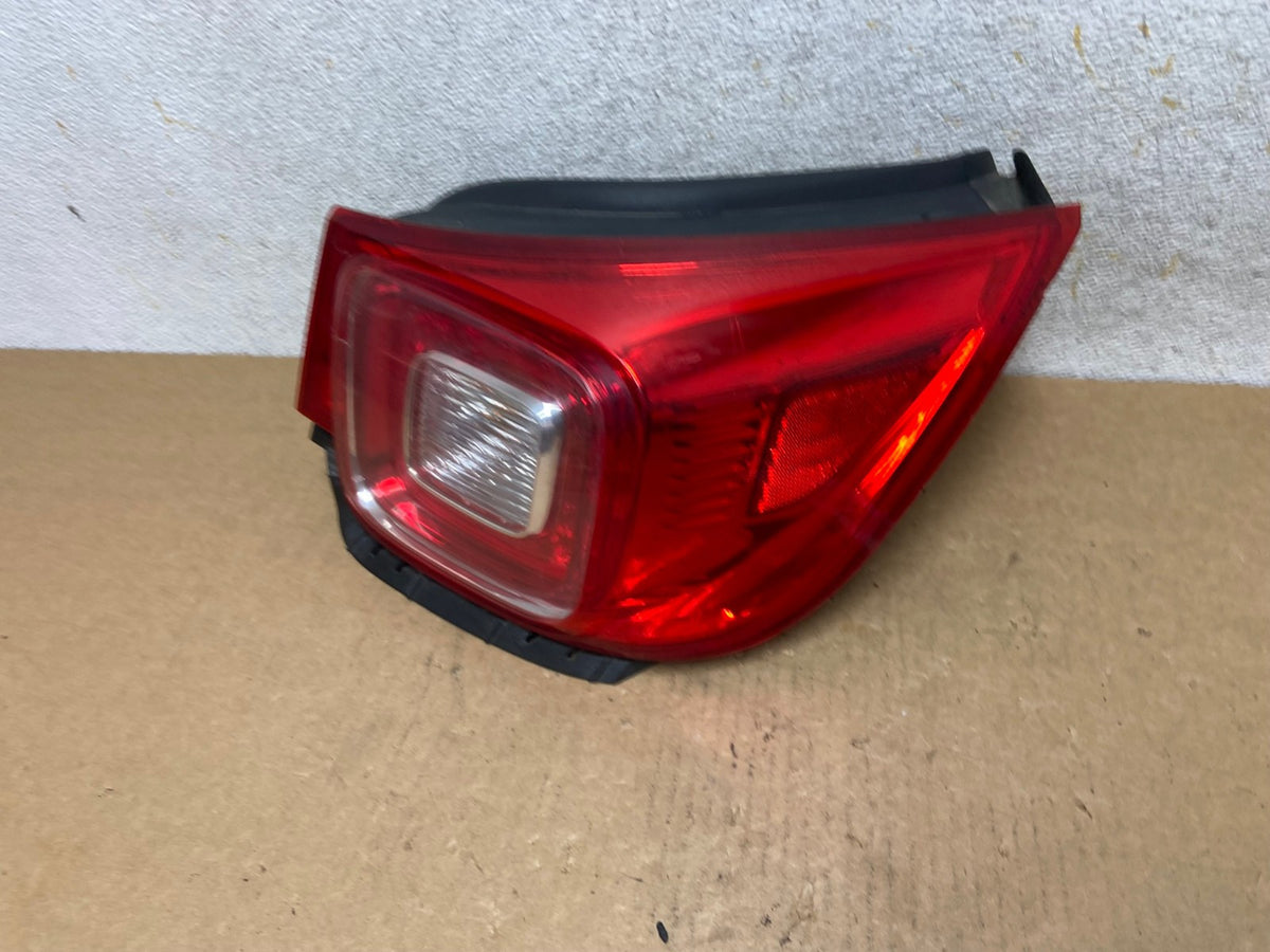 Led 2013 - 2015 Chevrolet Malibu Right Passenger RH LED Tail Light AI3285 LK1