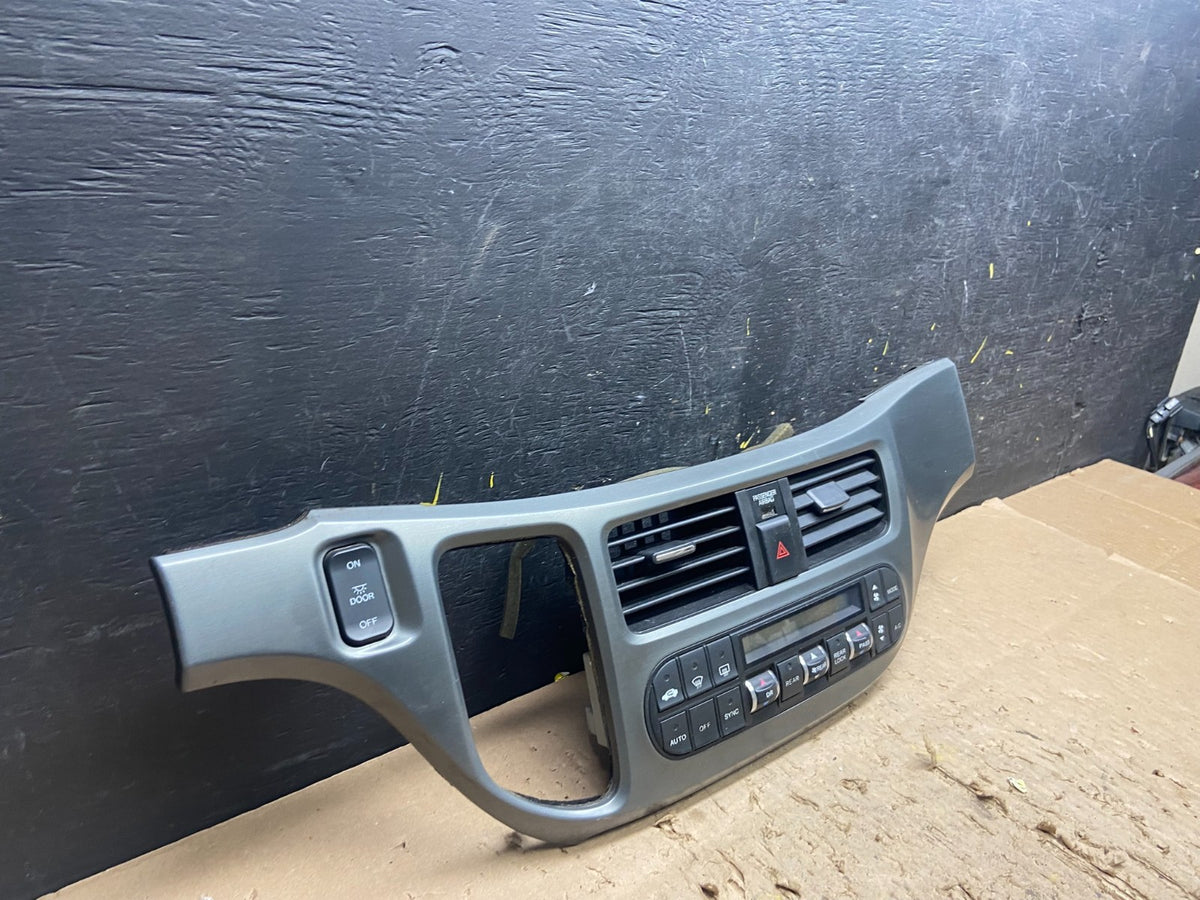 2005 to 2010 Honda Odyssey Radio Climate Control Dash Trim Bezel T8934 DG1