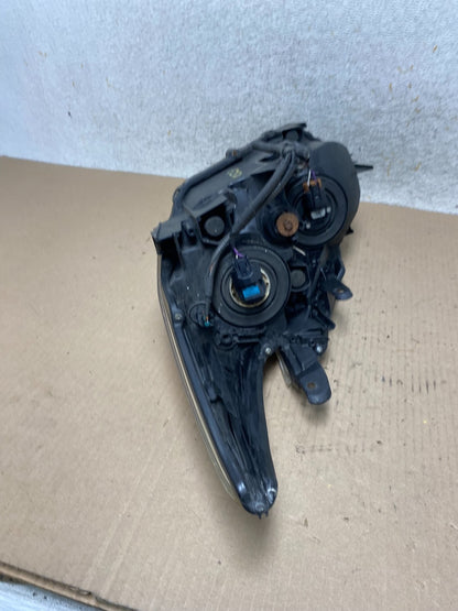 2010 - 2011 Toyota Prius Right Passenger Rh Blue Halogen Headlight AJ2510 DW7