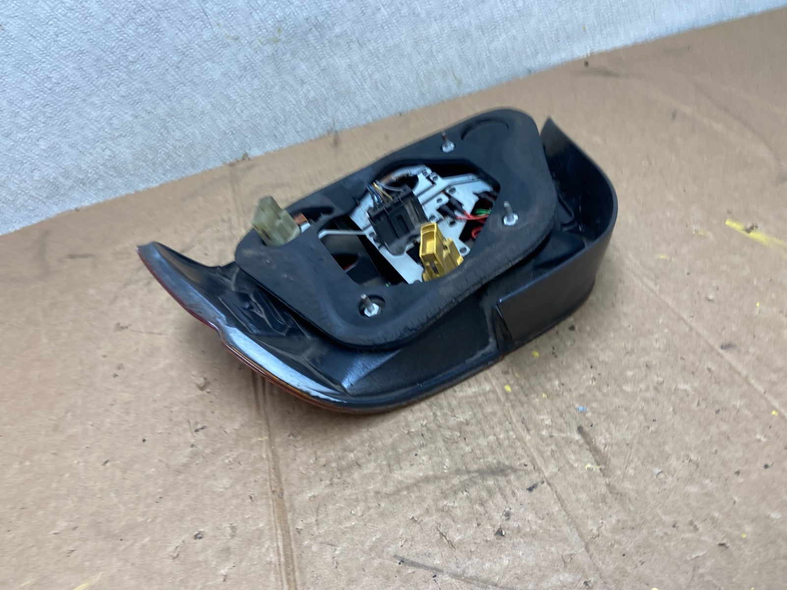 2001- 2003 BMW 5 Series E39 530i Left Driver Side Tail Light Oem AA2522 PS5