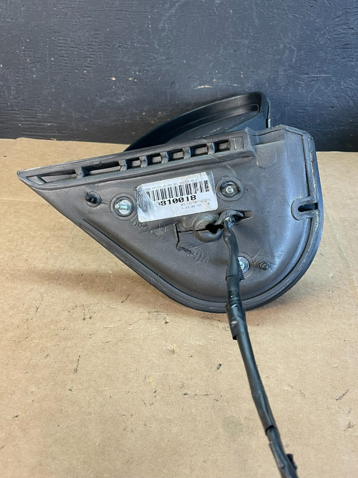2007-2013 Chevrolet Tahoe Silverado Suburban Right Passenger Mirror AE1003 DW4
