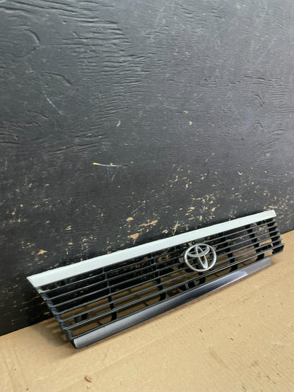 1987 to 1991 Toyota Camry Front Upper Grill Grille Oem AB3198 DG1