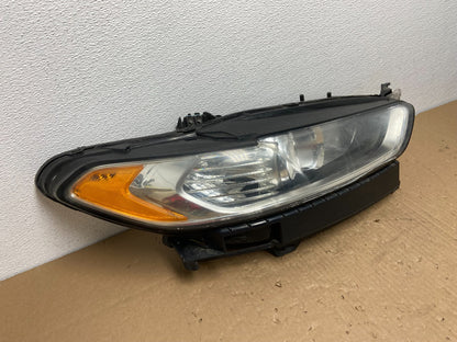 2013 to 2016 Ford Fusion Right Passenger Rh Side Headlight AB6605 DW2