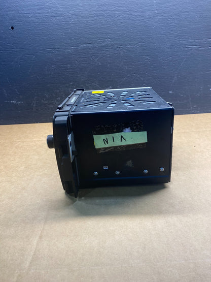 2013 2014 GMC Acadia Radio Display Screen AM/FM AUX OEM AC2720 DG1