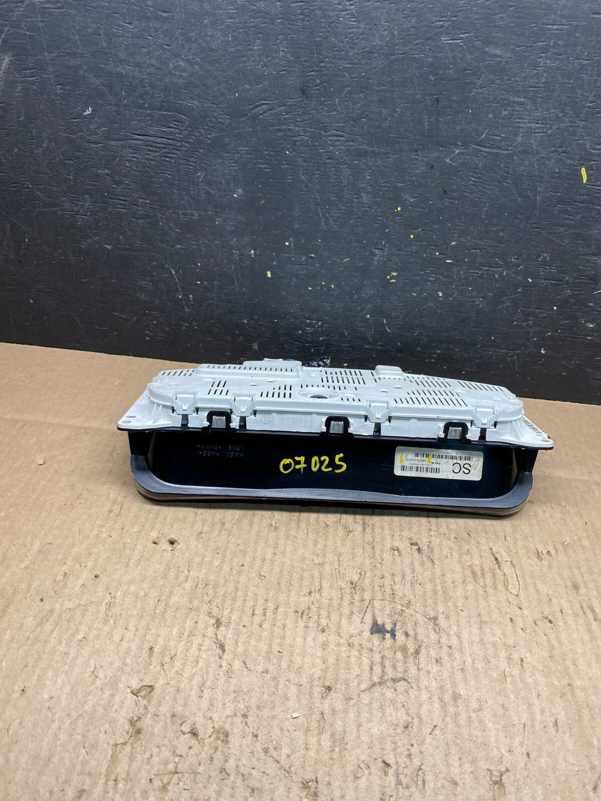 2007 Nissan Xterra Frontier Speedometer Cluster Gauge OEM O7025 DG5