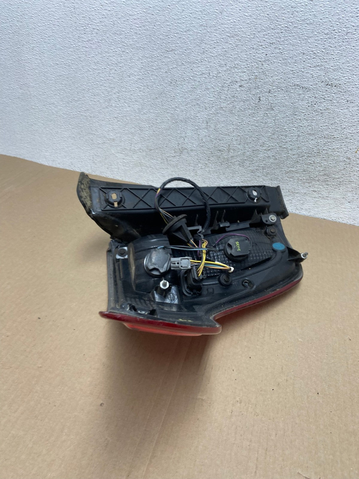 2011-2015 Ford Explorer Police Package Right Passenger Side Tail light AE9415 LK5