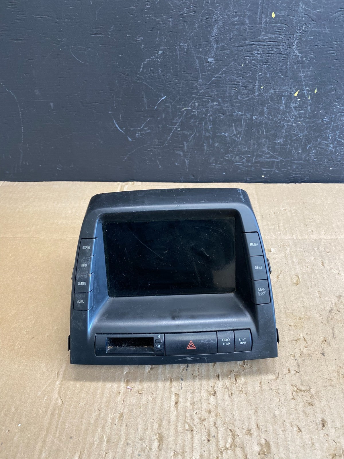 2004 to 2005 Toyota Prius Radio Stereo Receiver Screen Display AB9640 DG0