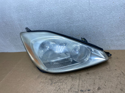 2004-2005 Toyota Sienna Right Passenger RH Xenon Headlight OEM W7723 DW1