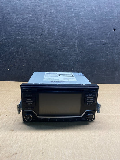 2015 2016 2017 Nissan Quest AM FM Radio Stereo CD Player Receiver AG9518 DG0