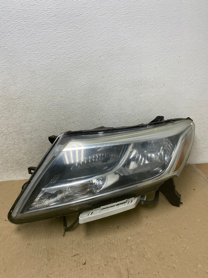 2013 - 2016 Nissan Pathfinder Left Driver LH Side Headlight Halogen AH68740