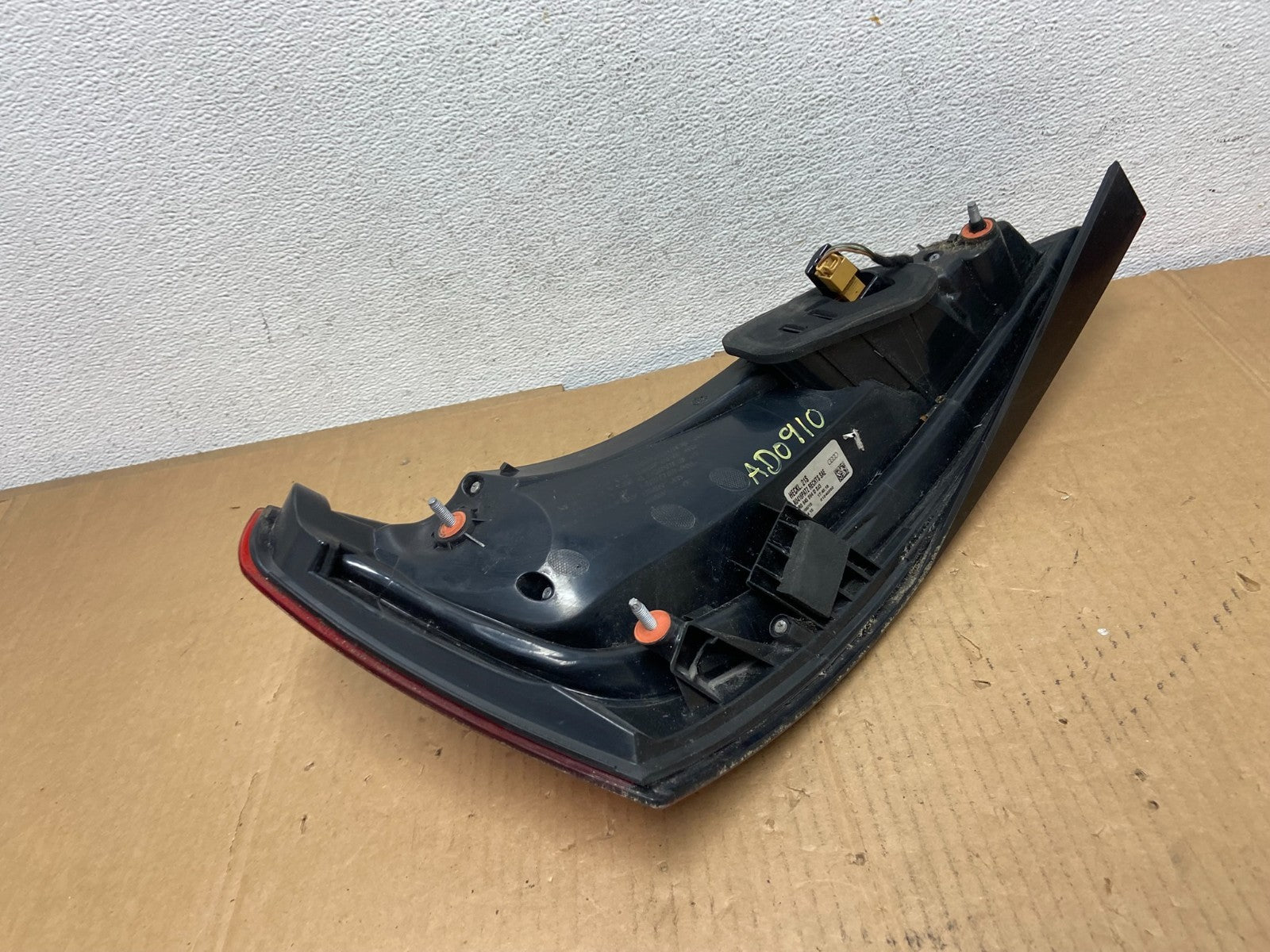2013 to 2017 Audi Q5 Right Passenger RH Side Tail light AD0910 DG5