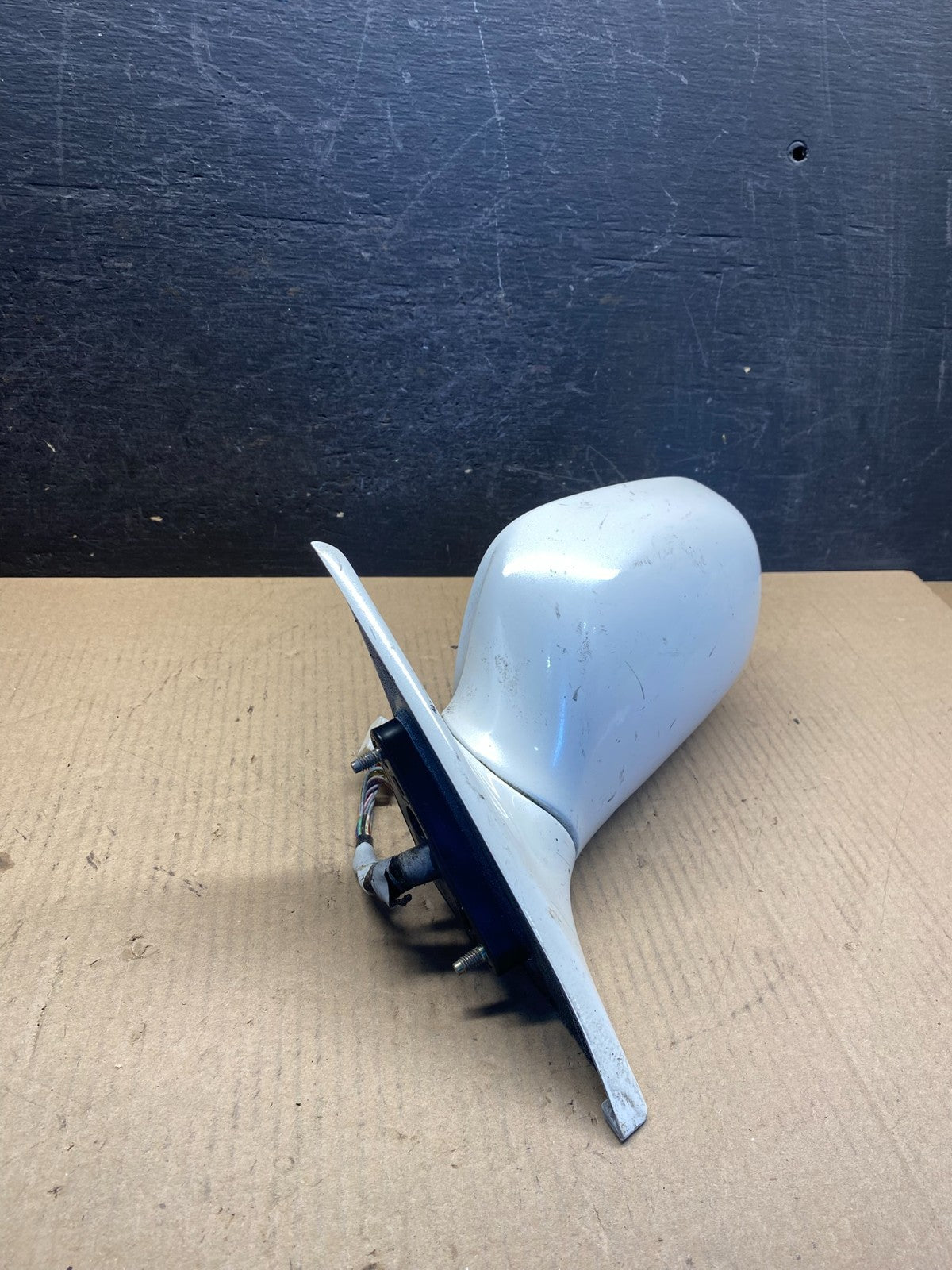 1997 to 2001 Lexus ES300 Left Driver LH View Door Mirror AH4519 DW1