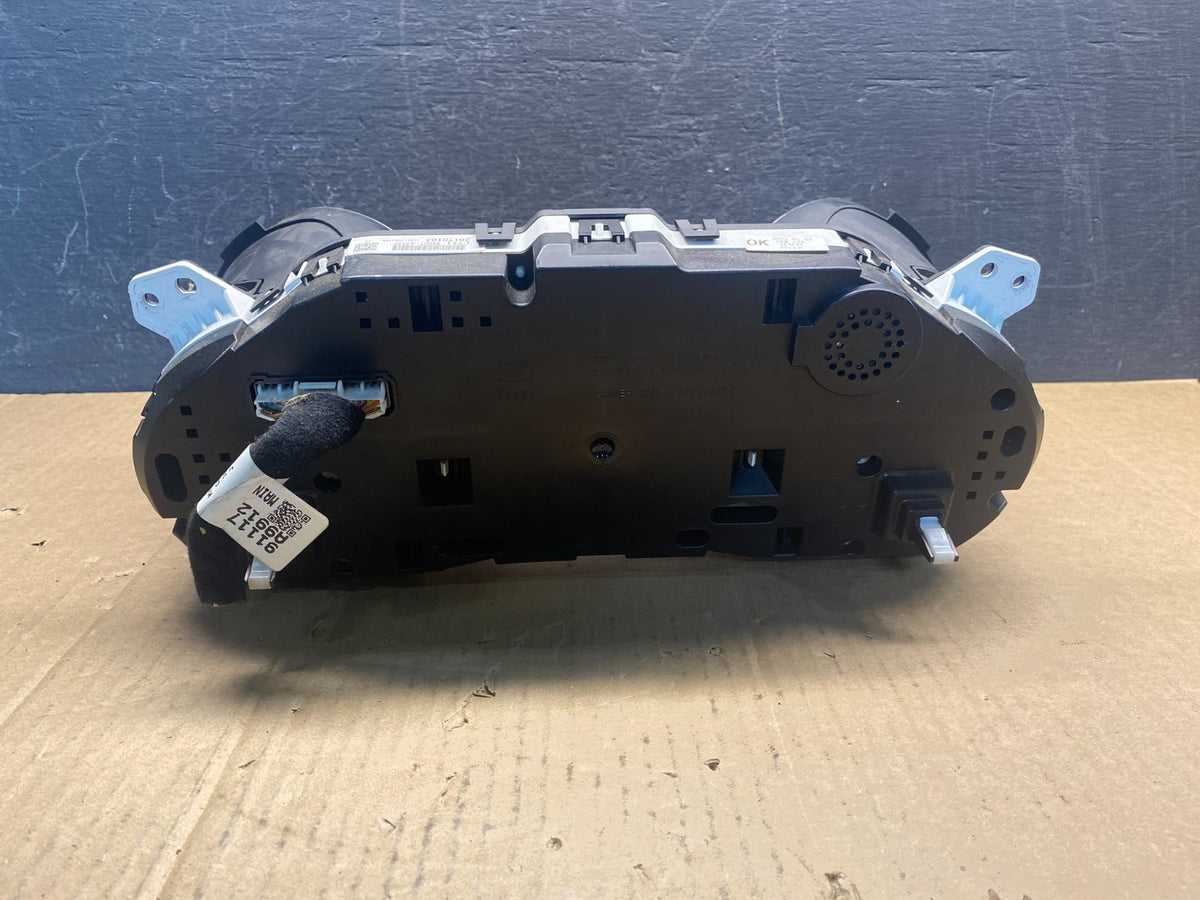 2017 to 2018 Kia Sedona Speedometer Cluster Gauge AG3778 DG5