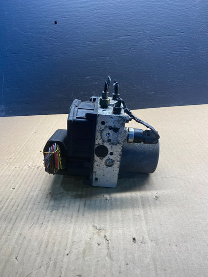 2002 to 2003 BMW X5 ABS Anti-Lock Brake Pump Module OEM AC0476 DG4