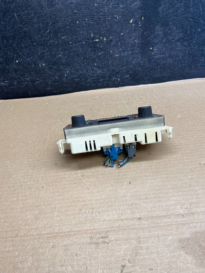 2003 to 2006 Chevrolet Silverado HVAC Heater Climate Control Module AH1445 DG3