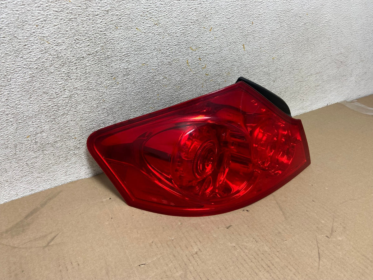 2007 to 2013 Infiniti G35 G37 Sedan Left Driver LH Side Tail Light AH6681 LK1