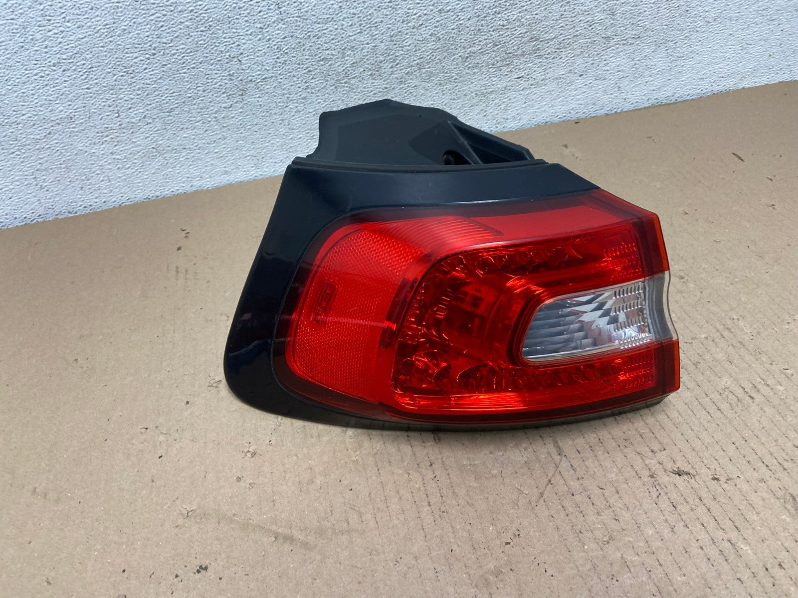2014 to 2018 Jeep Cherokee Left Driver LH Side Tail Light AF3132 LK0