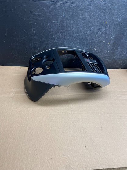 2015-2019 Nissan Versa Center Dash Radio Climate Bezel Air Vent af2404 DG2