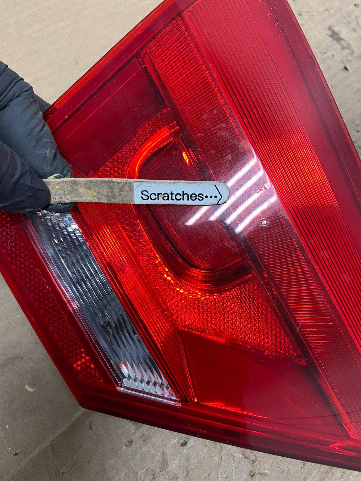 2012 to 2015 Volkswagen Passat Left Driver Lh Inner Tail light AC0326 LK3