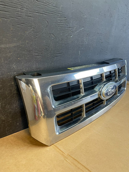 2008 to 2012 Ford Escape Front Upper Grill Grille AE0778 DG2