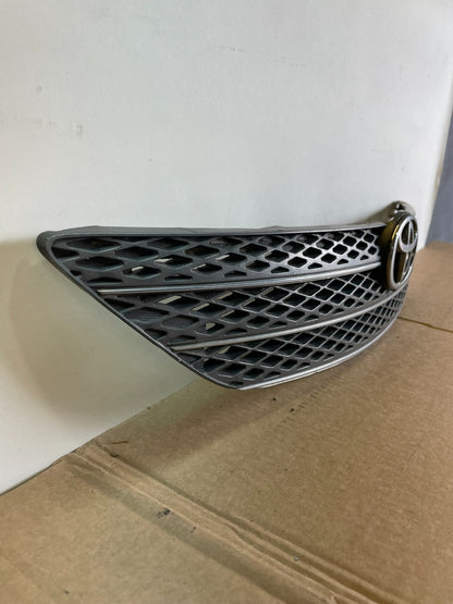 2002 2003 2004 Toyota Camry Front Upper Grill Grille AH6062 DG2