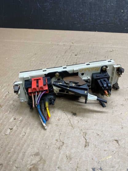 1992 to 1996 Ford F150 Heater A/C Climate Control ac6580 DG3