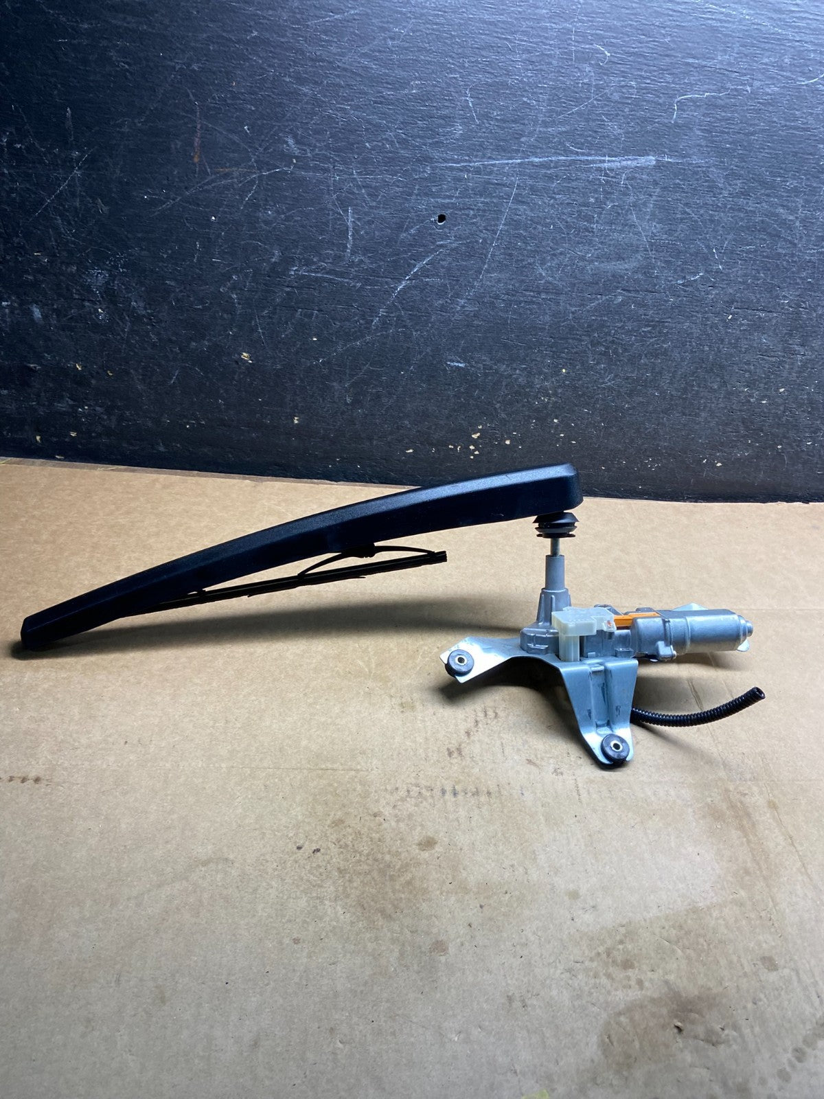 2010-2017 Chevrolet Equinox Rear Glass Windshield Wiper Motor Y4455 DG1