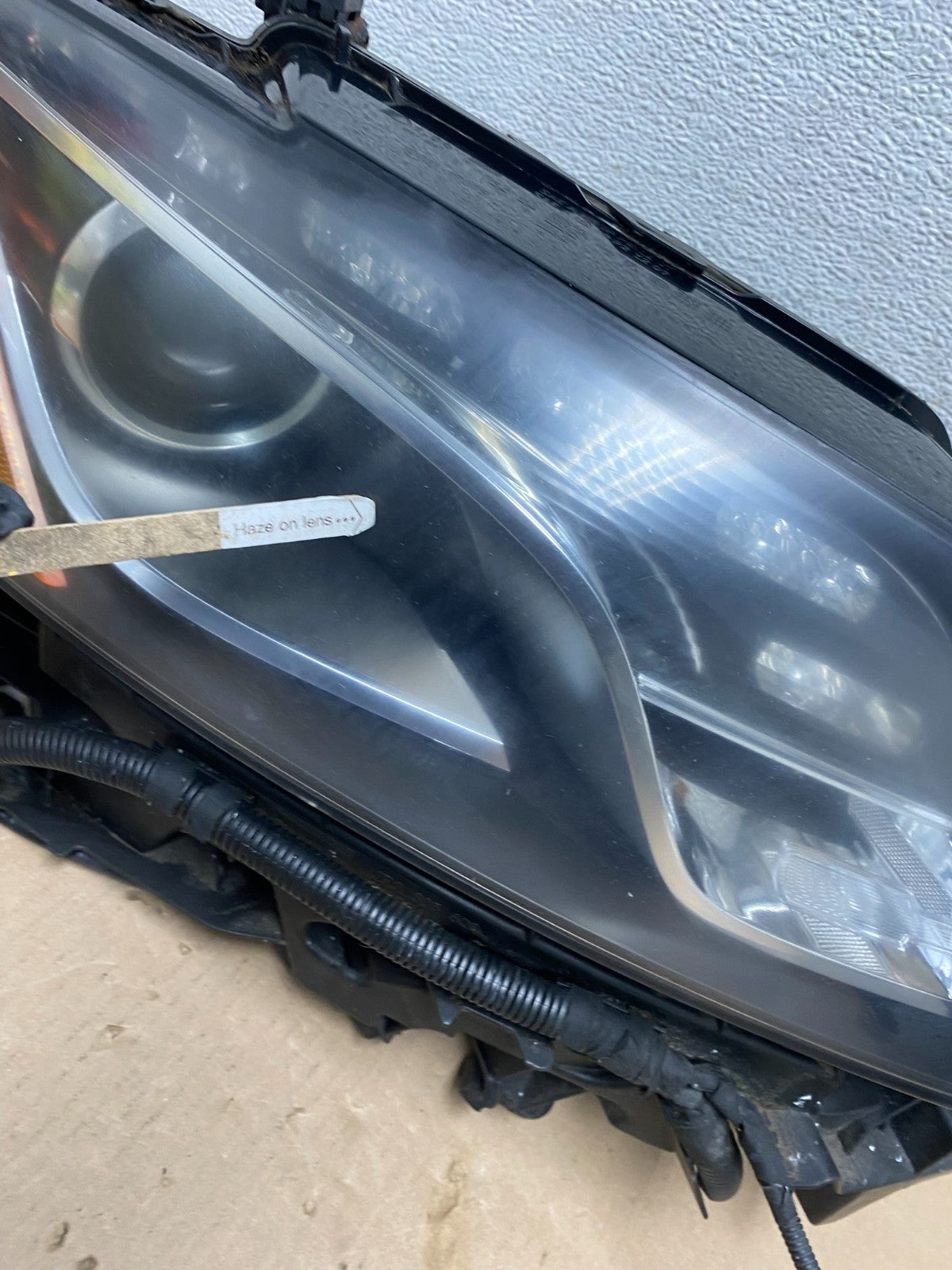 2009 to 2012 Audi Q5 Right Passenger RH Side Xenon HID Headlight AG6681 DW4