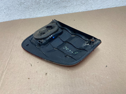 2001- 2004 Toyota Sequoia Driver Left Side Tail light Inner AG6606 DW6