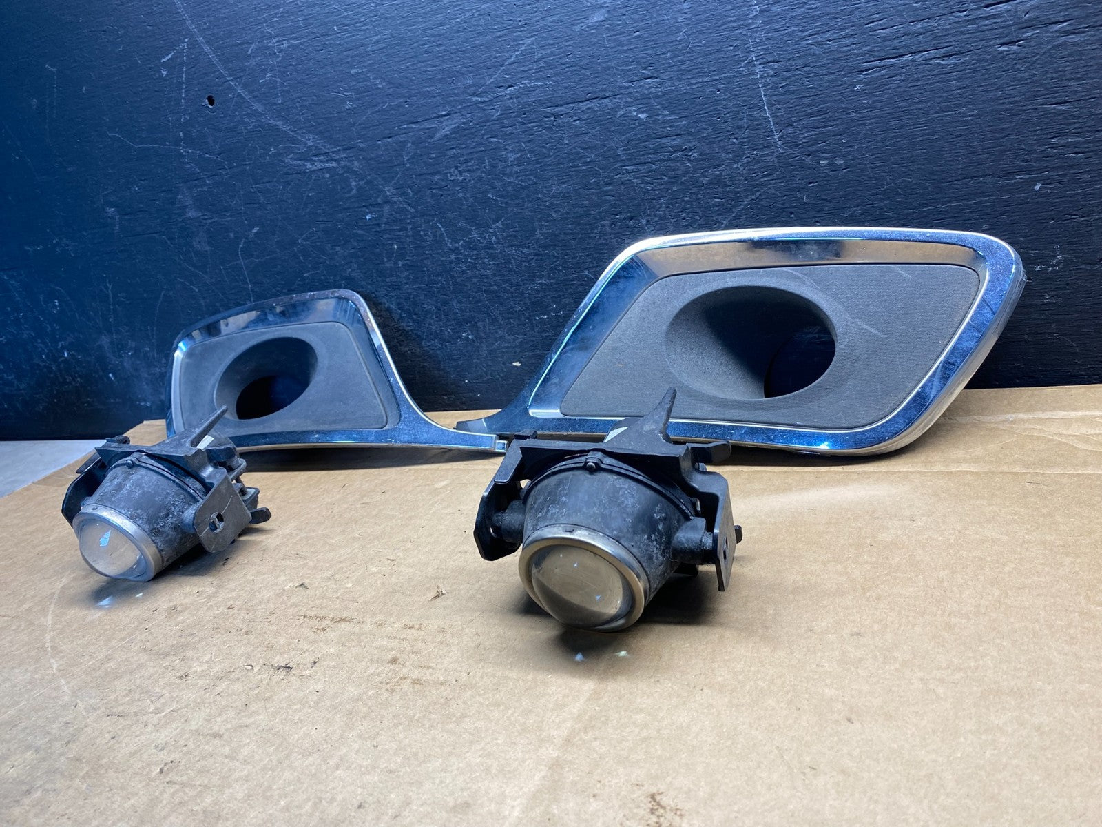 2010 2011 2012 Lincoln MKZ Left+Center+Right Set Side Fog Lights ad7579 DG2